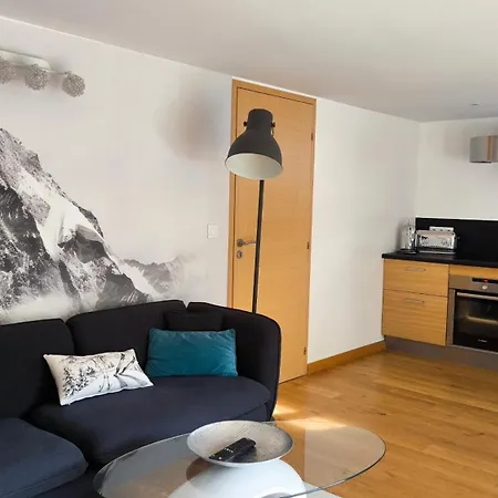 Tres Bel Avec Vue Sur Les Montagnes *